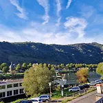 Appartement Vivamosel: Mit Mosel & Burgblick - Balkon - Parken - Aufzug - Fahrradraum
