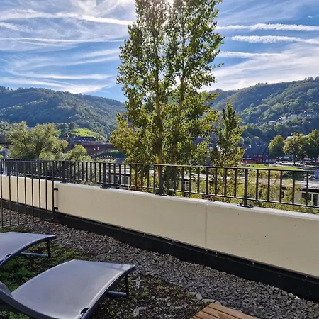 Vivamosel: Mit Mosel & Burgblick - Balkon - Parken - Aufzug - Fahrradraum Apartamento Cochem